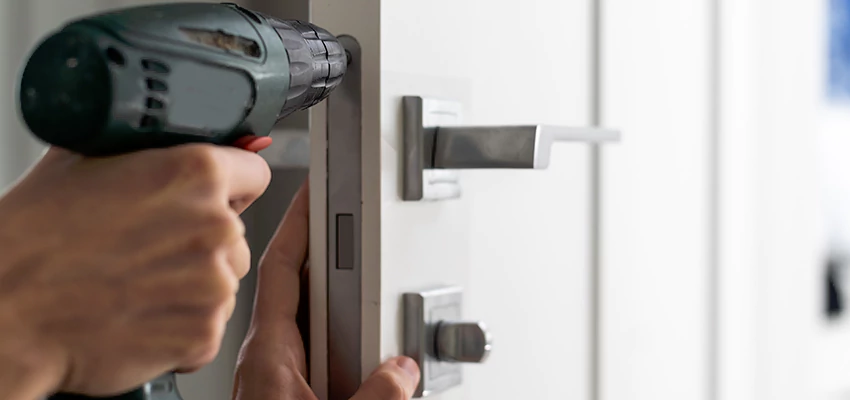 Locksmith For Lock Replacement Near Me in Emeryville, CA